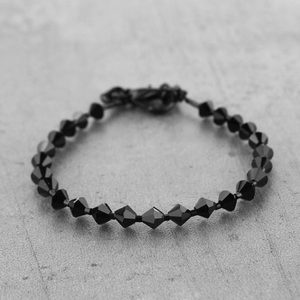 Náramok z brúsených korálikov čierny