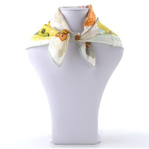 Fraas hedvábný šátek s motýlky 612026-615