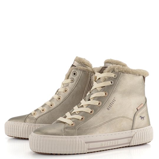 Mustang vyteplený šněrovací kotník na platformě Champagner 1442-602-480