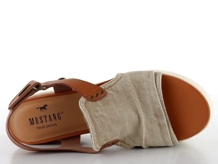 Mustang sandály na platformě s klínkem jeansbeige 1459-804-429