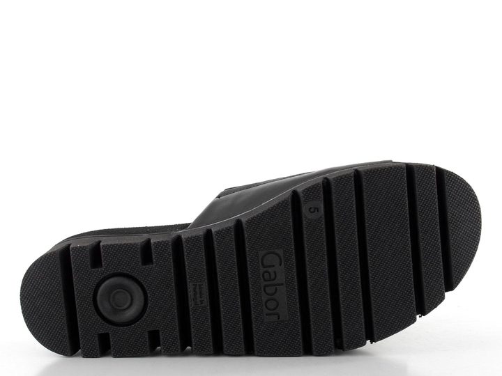 Gabor kožené pantofle na hrubé podešvi Schwarz 62.880.57