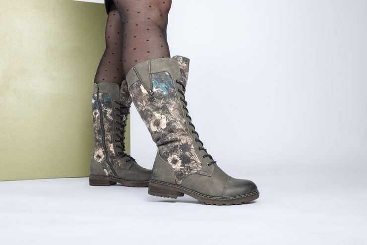 Rieker šnurovacie čižmy s membránou rauch/rauch-multi 94731-90