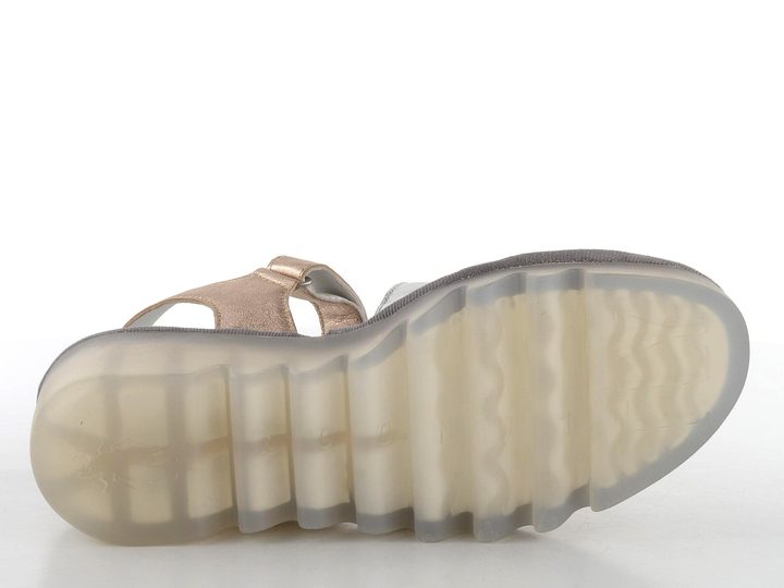 Fly London metalické sandály na klínu sahara/silver P501575005