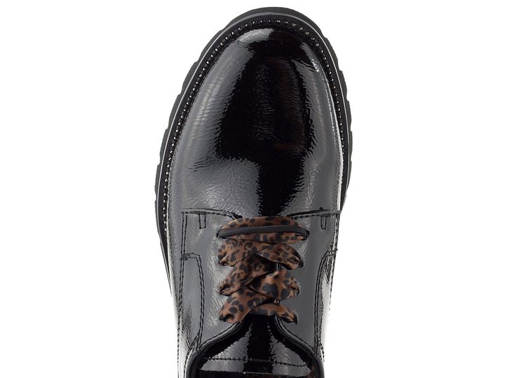 Tamaris lakované polobotky na hrubé podešvi black 1-23649-47