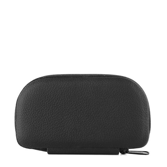 Černá kožená manikúra