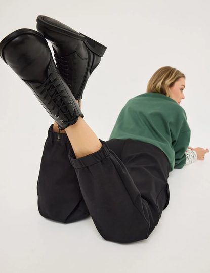 Tamaris šněrovací kotník black 1-25121-43