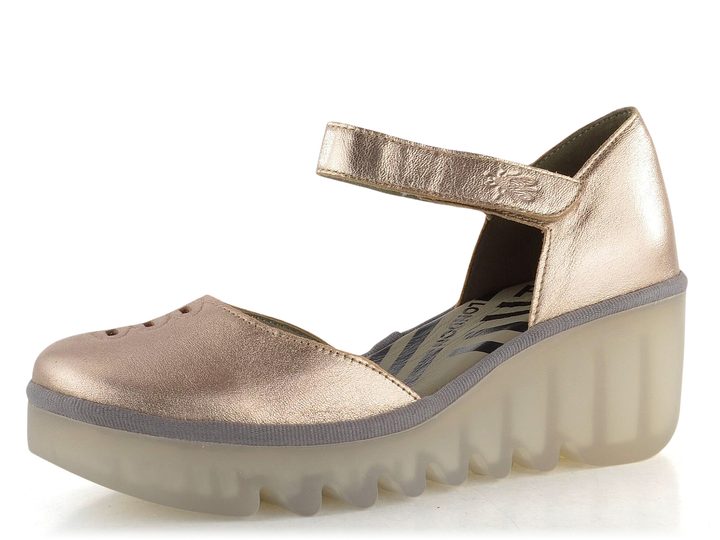 Fly London metalické lodičky na klínu sahara P501305027