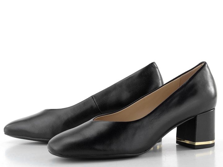 Caprice černé kožené lodičky na širokém podpatku 9-22405-45-022
