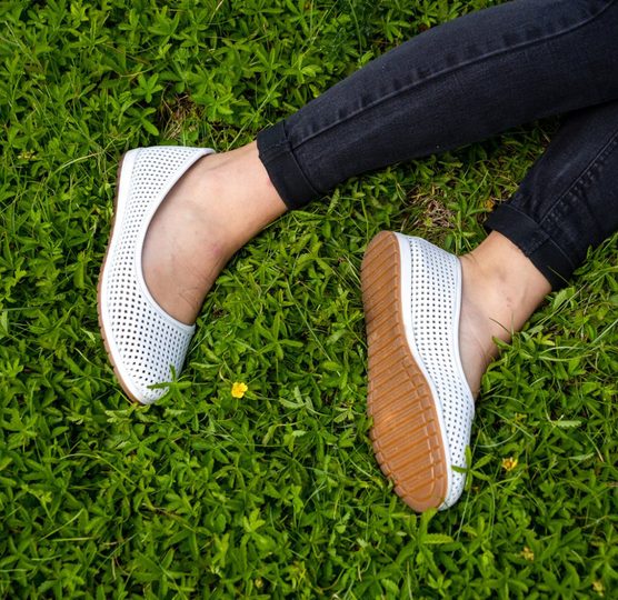 Looke perforované baleríny Carrolin white L0601_03