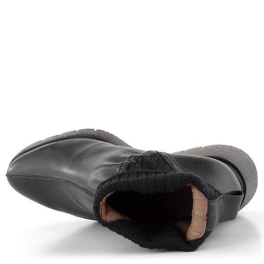 Wonders kotník na platformě Indios Negro E-6242