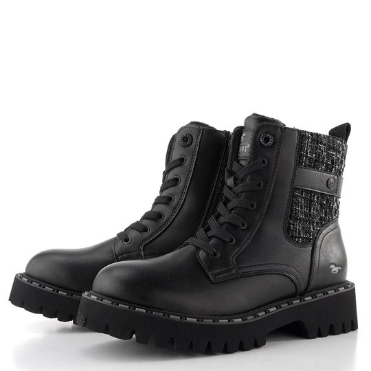 Mustang šněrovací kotník na hrubé podešvi black 15M0302007