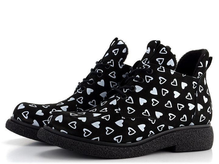 Barton vyteplené polobotky/nízký kotník se srdíčky černý 2389