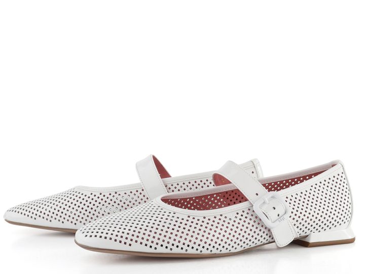 Högl lakované baleríny so vzorom a priehlavkovým pásikom biele 9-110964