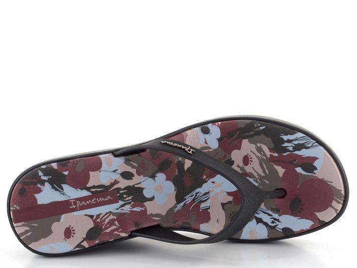 Ipanema černé žabky na klínu High Fashion Thong Fem 83521-AQ572Z