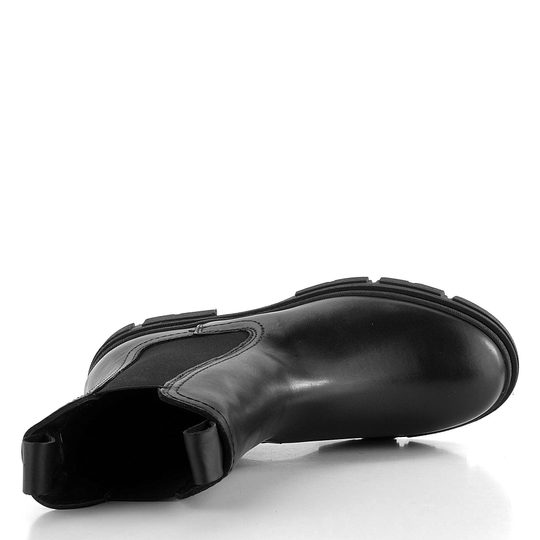 Tamaris chelsea kotník na hrubé podešvi Black Leather 1-25901-41