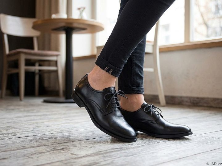 Tamaris kožené šnurovacie poltopánky black 1-23201-44