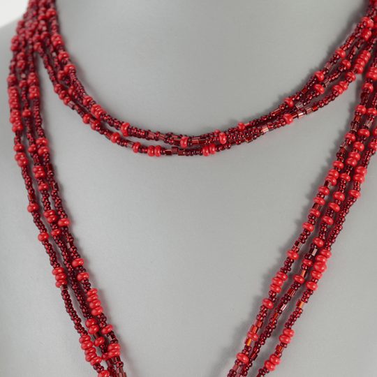 Náhrdelník rokajl červený dlouhý s uzlem