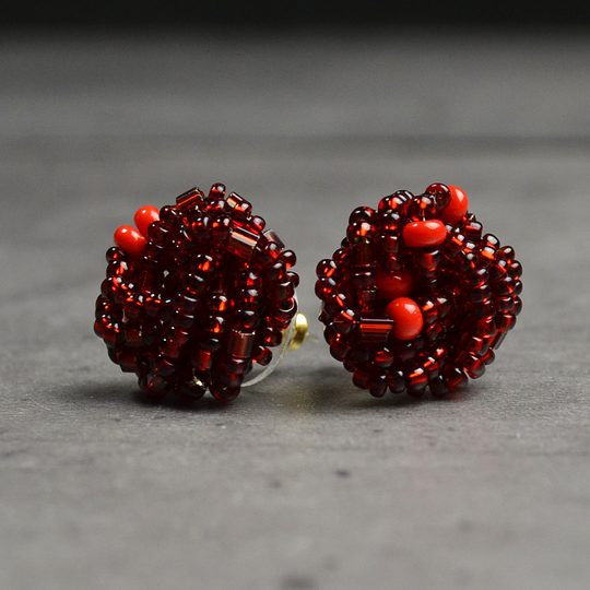 Náušnice rokajl puzeta červené