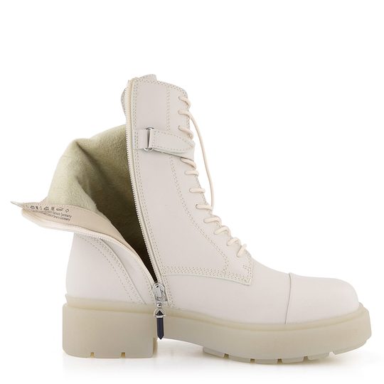 Tamaris členková obuv s kapsičkou Ivory 1-25292-27