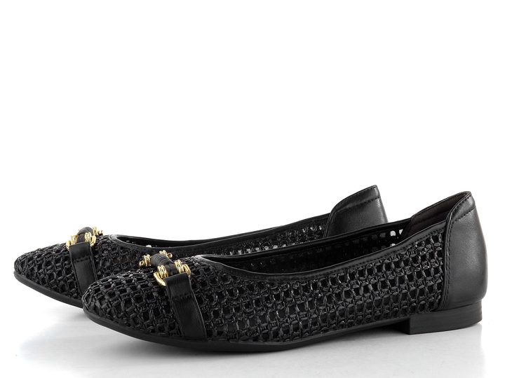 Tamaris baleríny s prerezávaným vzorom Black 1-22138-44