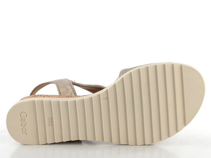 Gabor metalické sandály na klínu Muschel 62.751.95