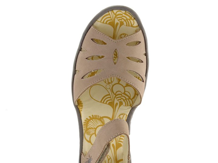 Fly London sandály na klínu béžové taupe Yazi P501479001