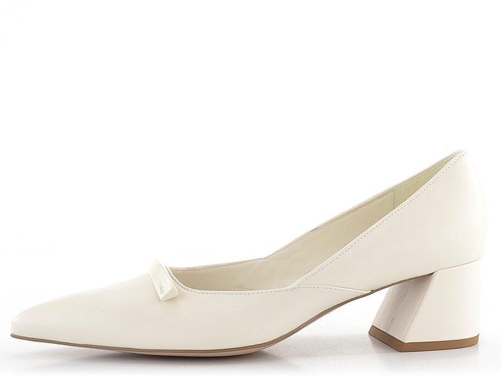 Högl lodičky na širokom podpätku Creme 8-104510