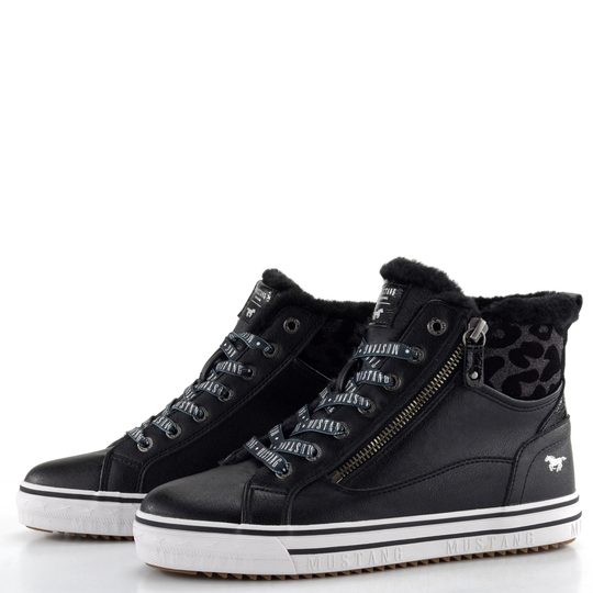 Mustang teniskový kotník černý 1365-603-009