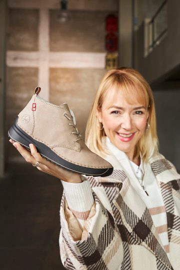 Rieker kotník na vyšší podešvi béžový 51510-60