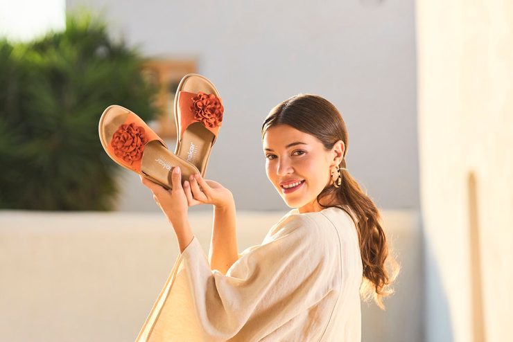 Rieker pantofle s aplikací Pumpkin V1562-38