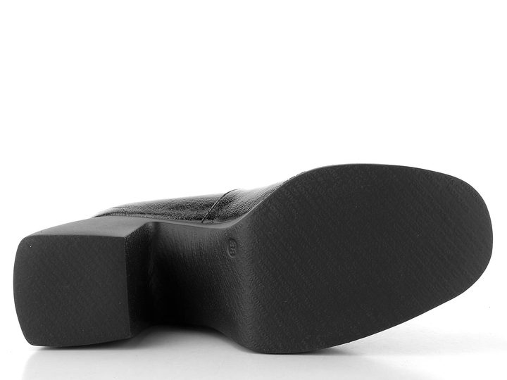 Wonders lakované lodičky s priehlavkovým pásikom negro H-4940