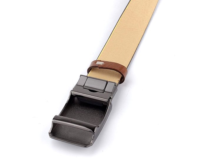 Kožený opasek hnědý s obdélníkovou sponou 32 mm