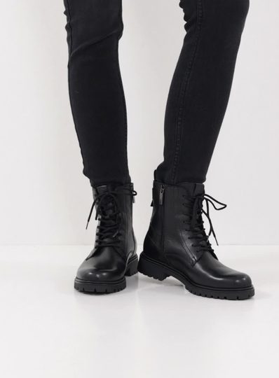 Tamaris černý kožený šněrovací kotník 1-25402-43