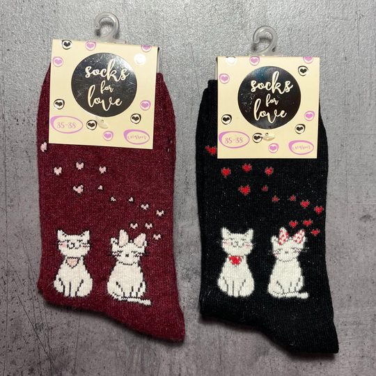 Dámské zimní ponožky s vlnou a motivem koček 2 páry vínová/černá