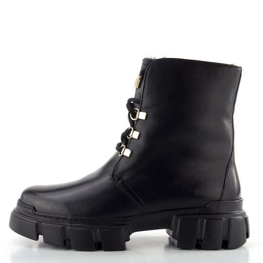 Högl šněrovací kotník na robustní podešvi černý 0-102745-0100