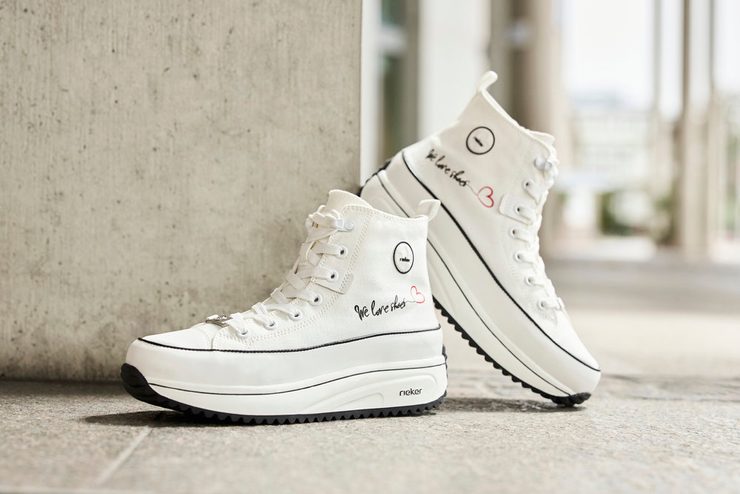 Rieker plátěné tenisky na platformě bílé 90012-80