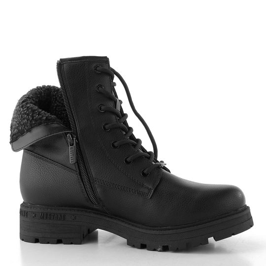 Mustang šněrovací kotník black 15M0042007