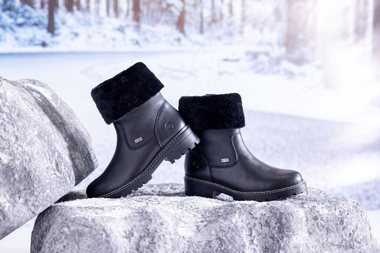 Remonte ohrnovací polokozačky s membránou černé D0B71-01