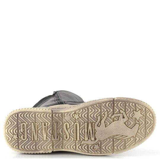 Mustang šnurovacie čižmy čierne 1436-603-009