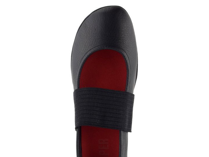 Camper baleríny s páskem černé Right Nina 21595-242