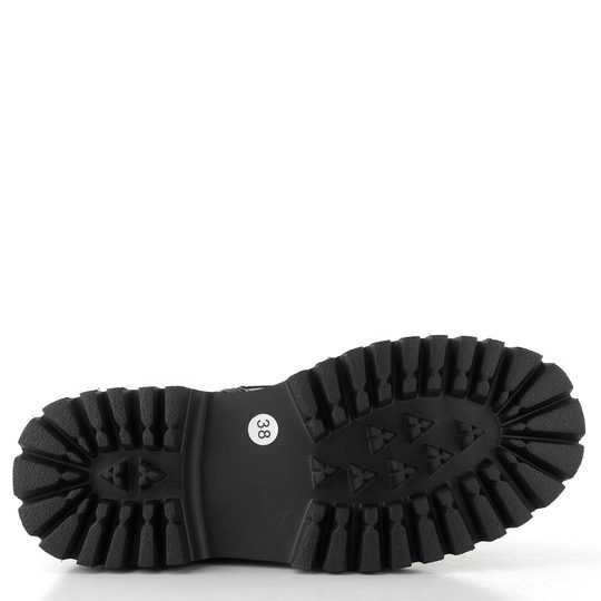 Mustang šněrovací kotník na hrubé podešvi black 15M0302007