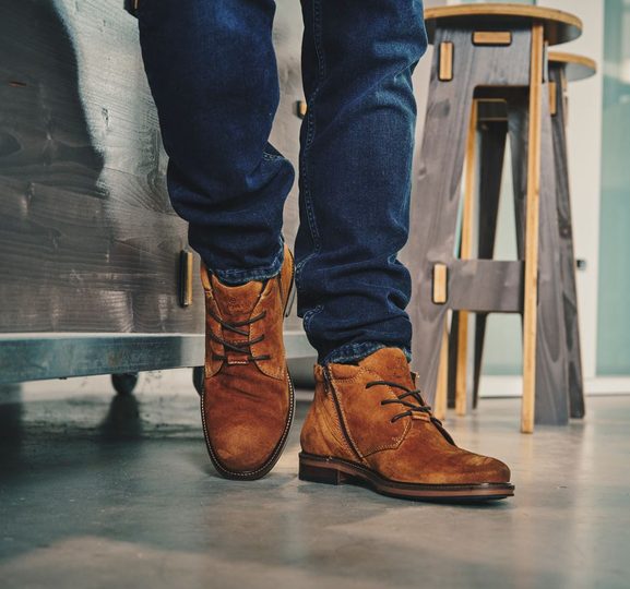 Bugatti členková obuv koňaková 331-7823D-1400