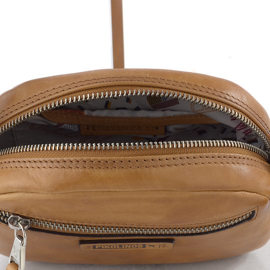 Pikolinos dámská crossbody kabelka Durango cheddar WHA-1120