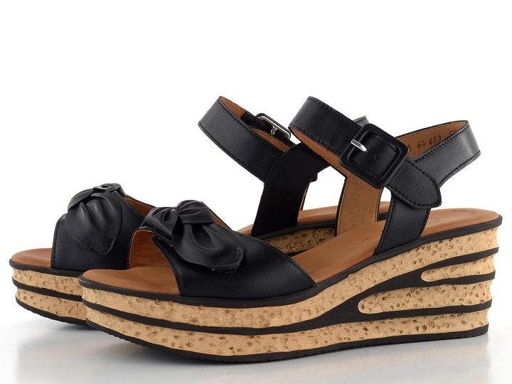 Gabor sandále na kline čierne 64.653.27