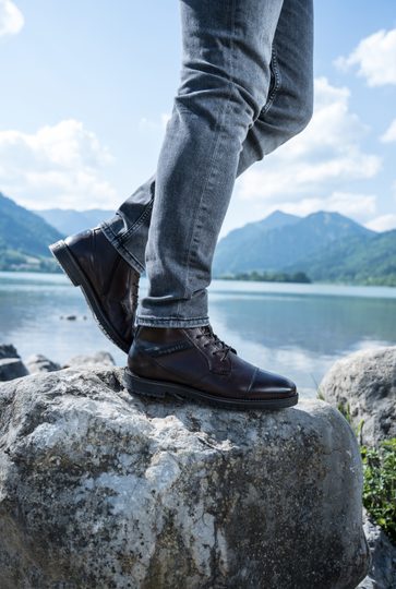 Bugatti pánska členková obuv hnedá 331-8373A-4100