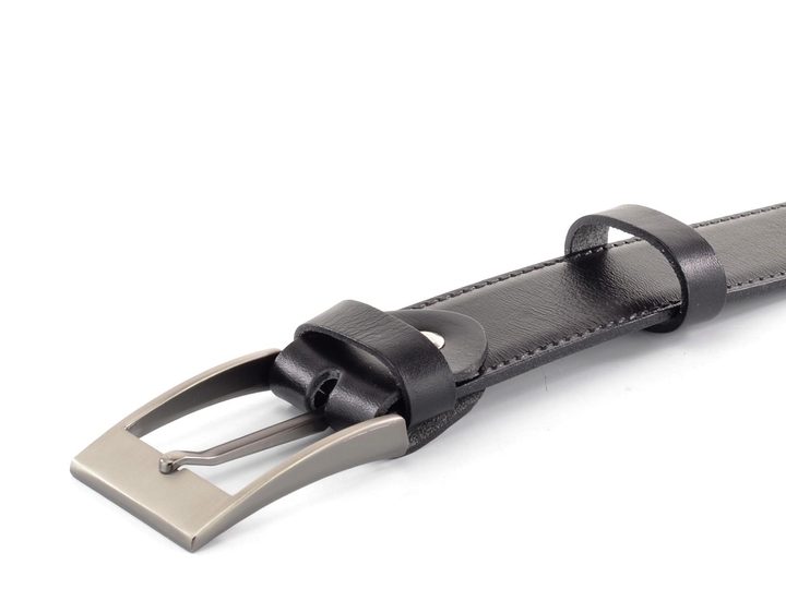 Černý kožený opasek se stříbrnou sponou 32 mm