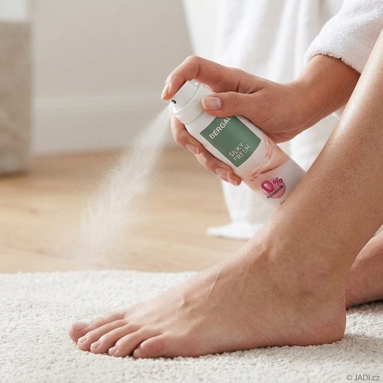 Deo sprej na nohy s hedvábím Bergal Silky Fresh 100ml