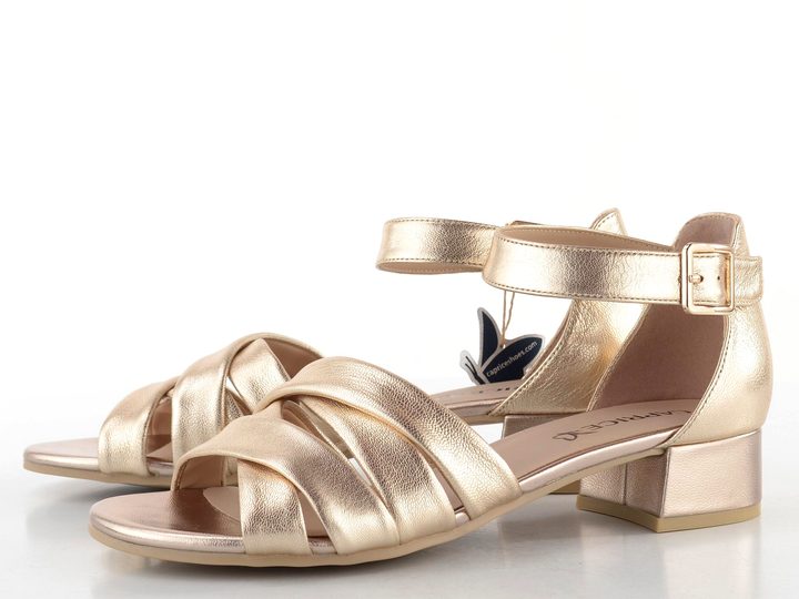 Caprice metalické sandály na podpatku Platin 9-28201-44