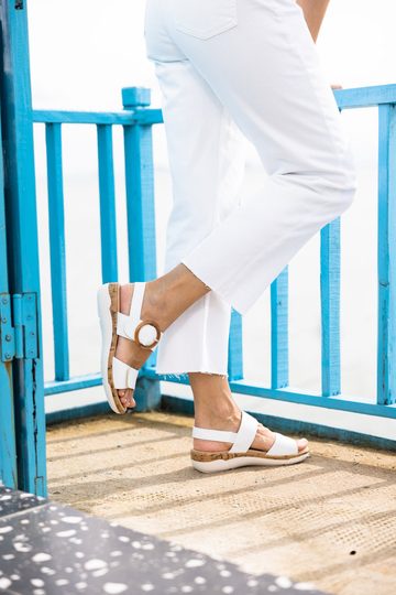 Remonte sandály s plastovou sponou bílé R6853-80