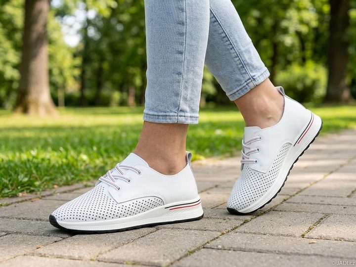 Looke kožené polobotky Liora white L1445_68